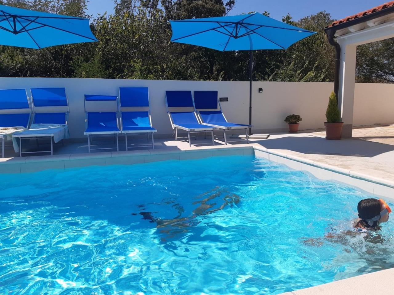 Villa Bianca - Apartment With Private Pool Privlaka  Exterior foto